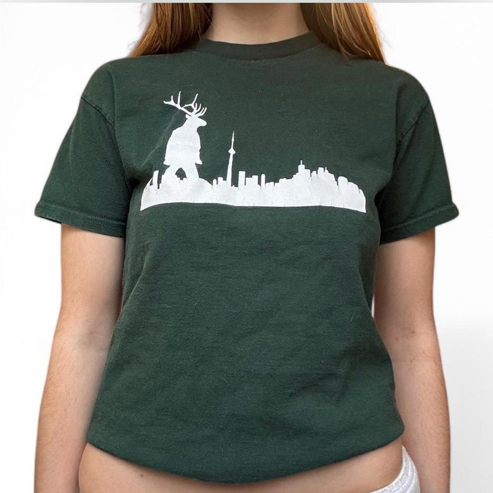 Green champion Toronto baby tee 🏙️